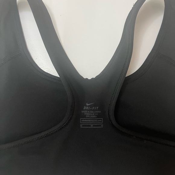 Nike Sports Bra | Size M - Picture 3 of 3